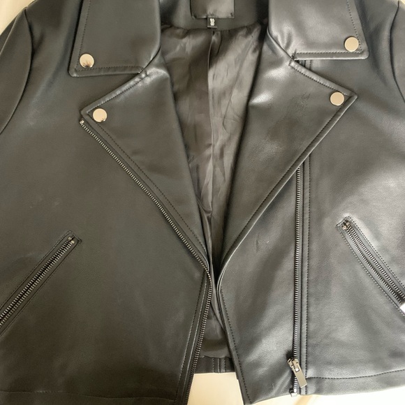 Dynamite Cropped Leather Jacket - Picture 2 of 3